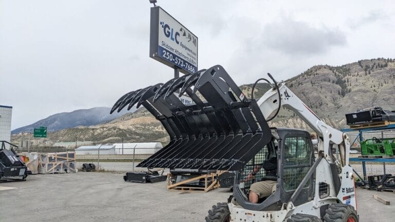 Brush Grapple on Bobcat Skid Steer