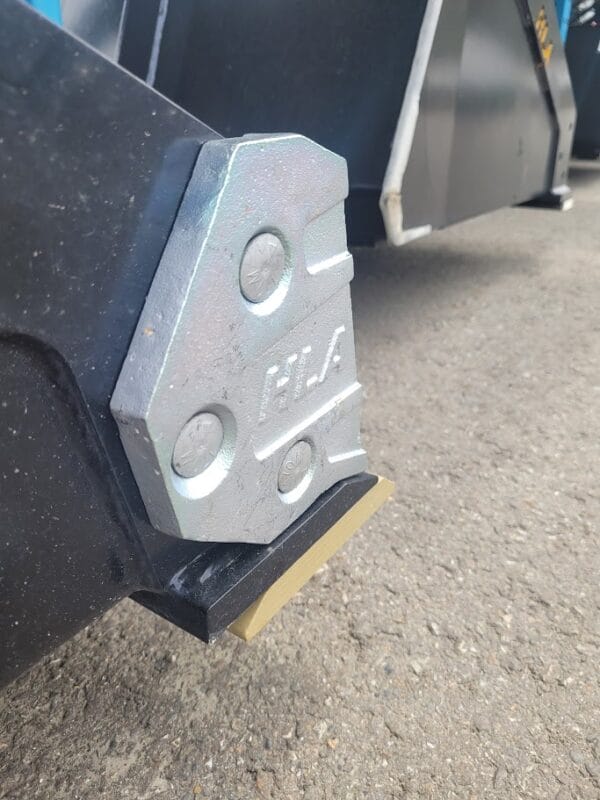 side cutter for skid steer bucket